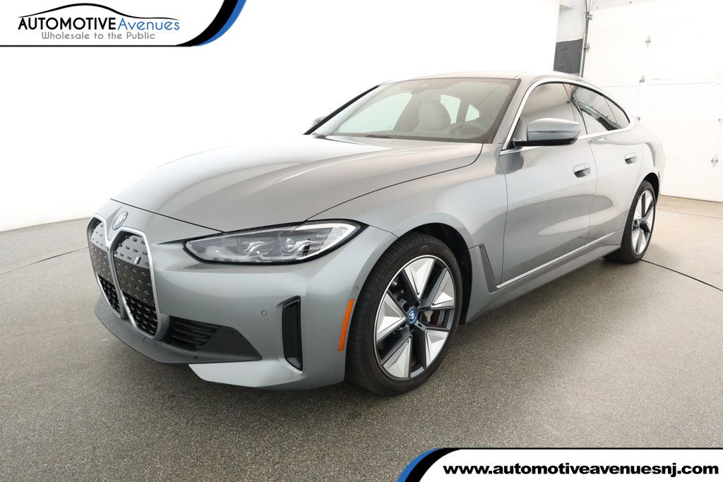 2022 BMW i4 eDrive40 Gran Coupe w/ Vernasca Leather, Premium Pkg & h/k Sound - 22913044 | Video 1