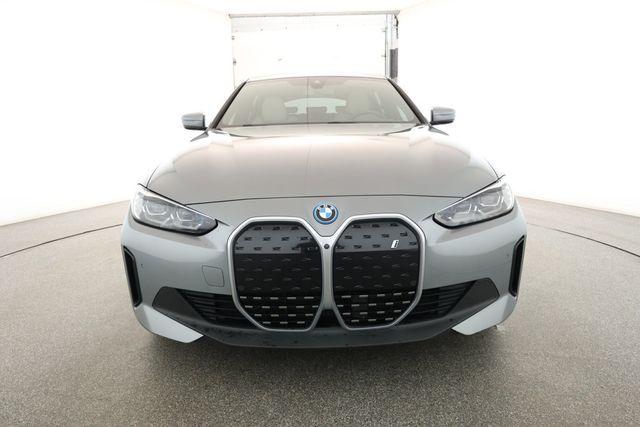 2022 BMW i4 eDrive40 Gran Coupe w/ Vernasca Leather, Premium Pkg & h/k Sound - 22913044 - 1