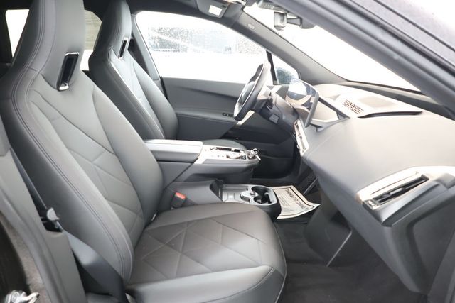 2022 BMW iX xDrive50 SAV with Convenience & Dynamic Handling Packages - 22846044 - 23