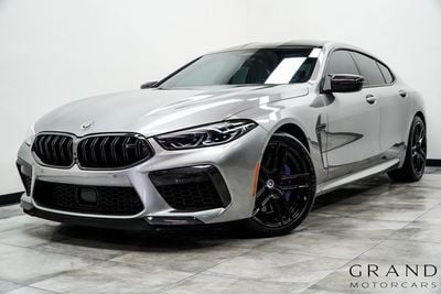 2022 BMW M8