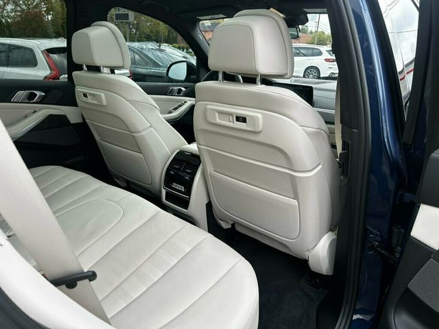 2022 BMW X5 LocalTrade/MSRP$73220/LuxurySeatingPkg/DrivingAssistancePkg/NAV - 22938080 - 19