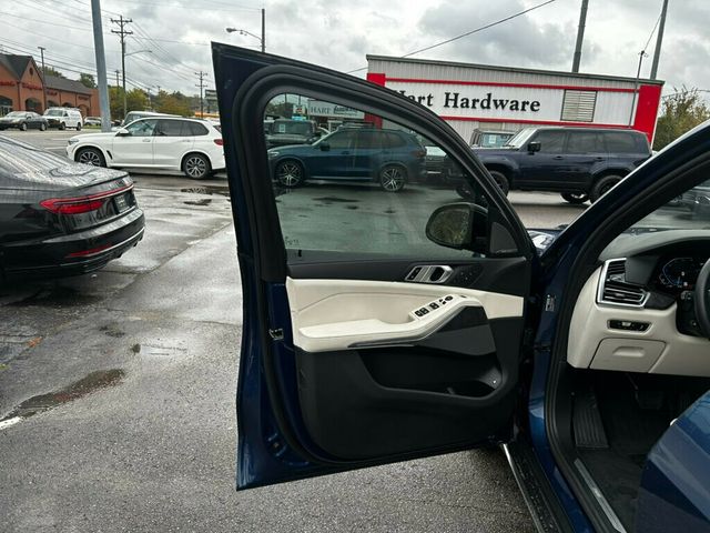 2022 BMW X5 LocalTrade/MSRP$73220/LuxurySeatingPkg/DrivingAssistancePkg/NAV - 22938080 - 8