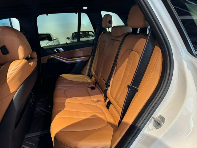 2022 BMW X5 M50i/PanoRoof/AmbientLighting/RemoteStart/HeadUpDisplay/NAV - 22936716 - 19