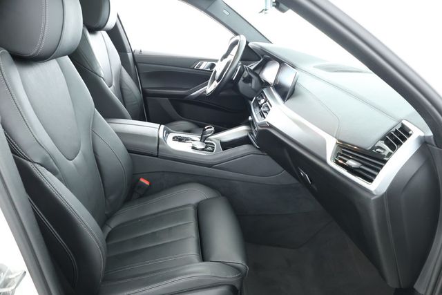2022 BMW X6 xDrive40i SAV with Heated Front Seats, Armrests & Steering Wheel - 22928777 - 23