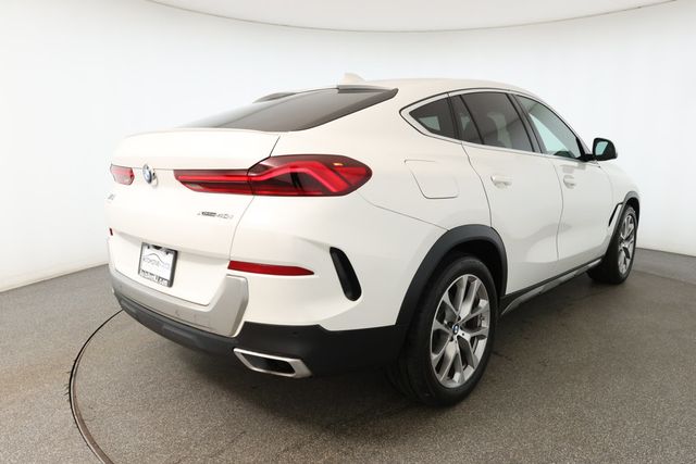 2022 BMW X6 xDrive40i SAV with Heated Front Seats, Armrests & Steering Wheel - 22928777 - 3