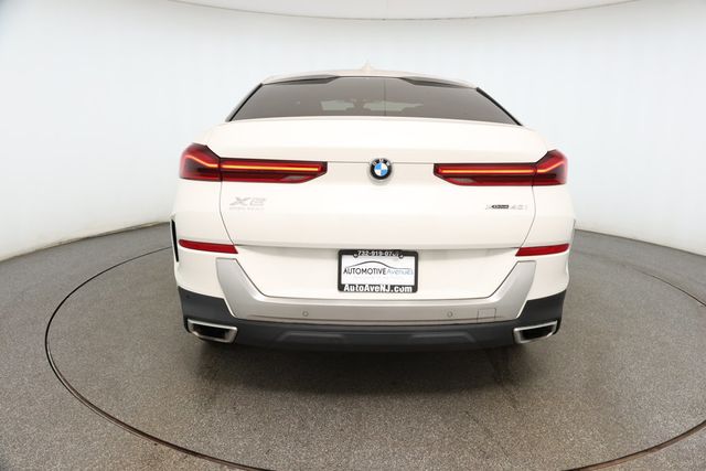 2022 BMW X6 xDrive40i SAV with Heated Front Seats, Armrests & Steering Wheel - 22928777 - 4