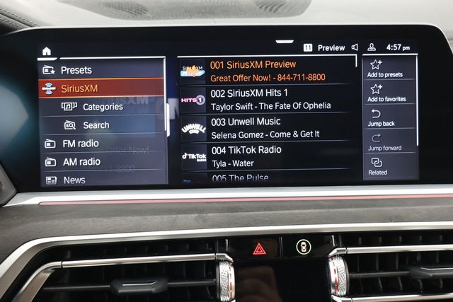 2022 BMW X7 xDrive40i SAV with M Sport, Premium, Luxury Seating Packages - 22939556 - 16