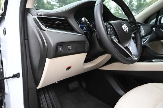 2022 Buick Enclave FWD 4dr Essence - 22917644 - 26