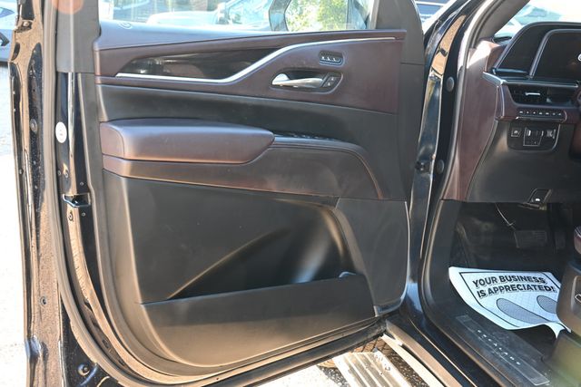 2022 Cadillac Escalade ESV 4WD 4dr Sport Platinum - 22936508 - 10