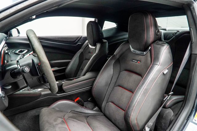 2022 Chevrolet Camaro 2dr Coupe ZL1 - 22932172 - 24