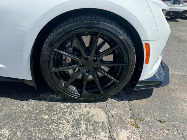 2022 Chevrolet Camaro ZL1/HeadsUpDisplay/MagneticRideControl/RecaroHeated&CooledSeats - 22907722 - 24