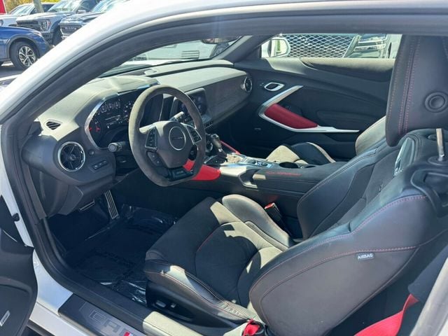 2022 Chevrolet Camaro ZL1/HeadsUpDisplay/MagneticRideControl/RecaroHeated&CooledSeats - 22907722 - 7