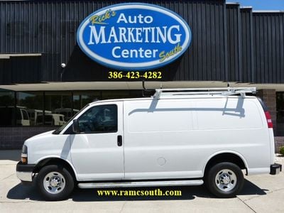 2022 Chevrolet Express Cargo Van - 1GCWGAFP9N1256672