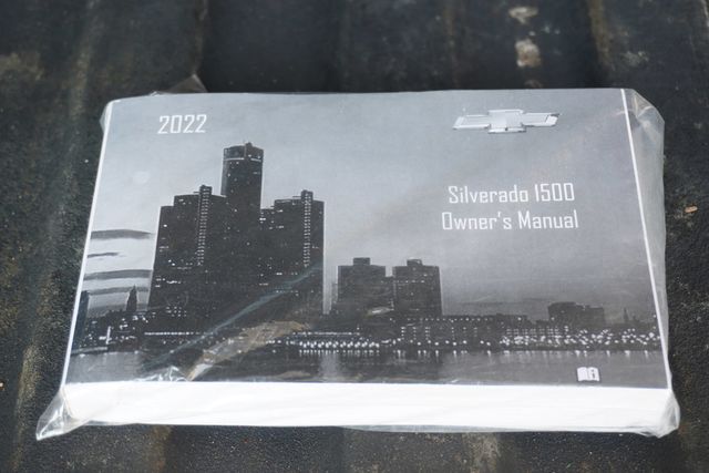 2022 Chevrolet Silverado 1500 4WD Crew Cab 147" Custom Trail Boss - 22918571 - 22