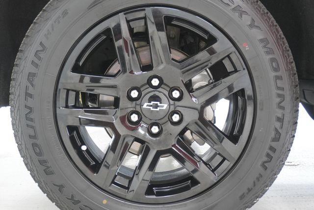 2022 Chevrolet Silverado 1500 4WD Crew Cab 147" Custom Trail Boss - 22918571 - 24