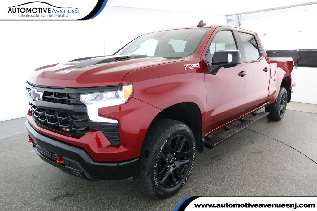 2022 Chevrolet Silverado 1500 4WD Crew Cab 147" LT Trail Boss - 22865354 | Video 1