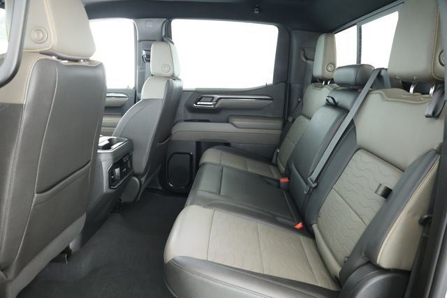 2022 Chevrolet Silverado 1500 4WD Crew Cab 147'' ZR2 with Technology Package - 22932591 - 19
