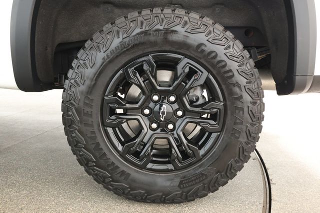 2022 Chevrolet Silverado 1500 4WD Crew Cab 147'' ZR2 with Technology Package - 22932591 - 6