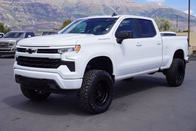 2022 Chevrolet Silverado 1500 - 1GCUDEET4NZ591054