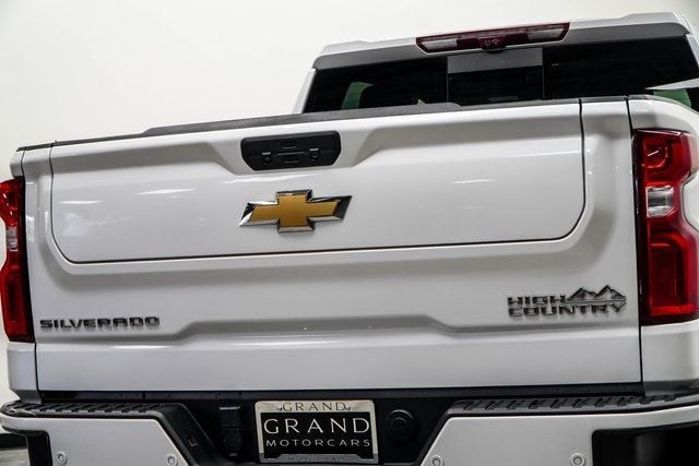 2022 Chevrolet Silverado 1500 LTD 4WD Crew Cab 147" High Country - 22933445 - 12