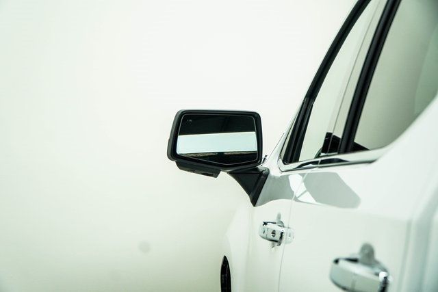 2022 Chevrolet Silverado 1500 LTD 4WD Crew Cab 147" High Country - 22933445 - 13