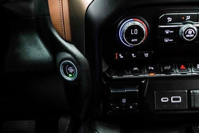 2022 Chevrolet Silverado 1500 LTD 4WD Crew Cab 147" High Country - 22933445 - 21