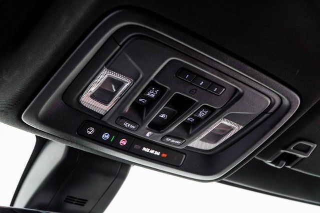 2022 Chevrolet Silverado 1500 LTD 4WD Crew Cab 147" High Country - 22933445 - 35