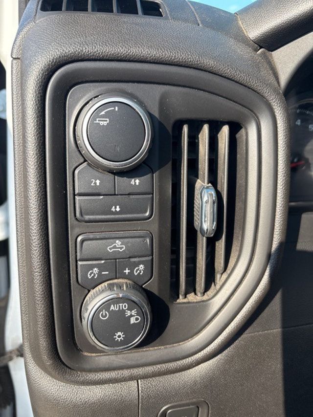 2022 Chevrolet Silverado 2500HD 4WD Crew Cab 159" Custom - 22927422 - 9
