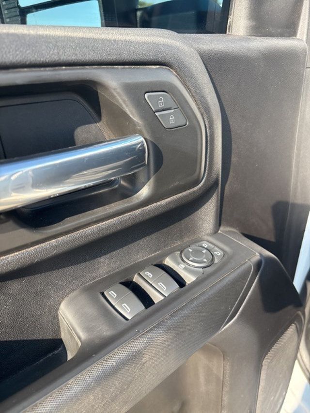 2022 Chevrolet Silverado 2500HD 4WD Crew Cab 159" Custom - 22927422 - 8