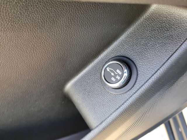 2022 Chevrolet Traverse LT Sport Utility 4D - 22538440 - 22