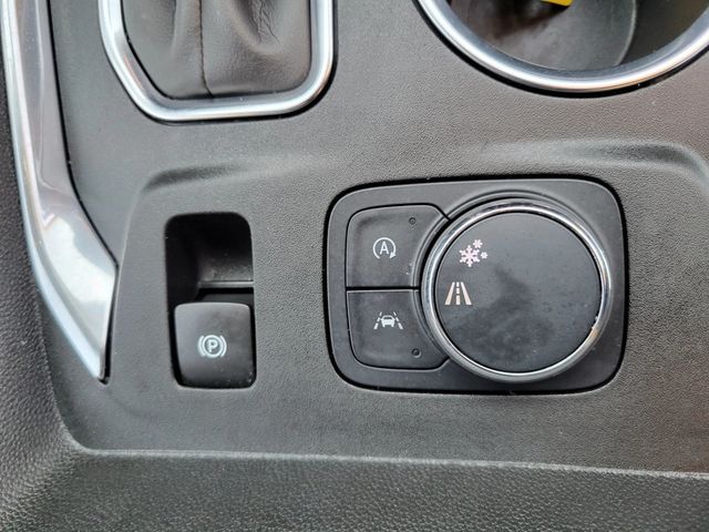 2022 Chevrolet Traverse LT Sport Utility 4D - 22538440 - 26