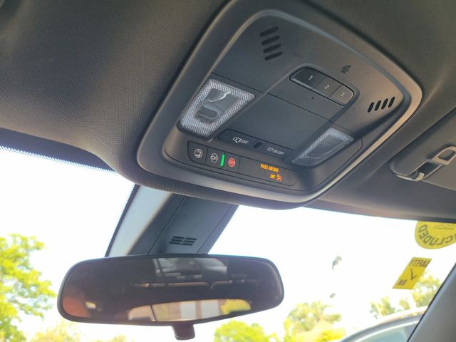 2022 Chevrolet Traverse LT Sport Utility 4D - 22538440 - 31