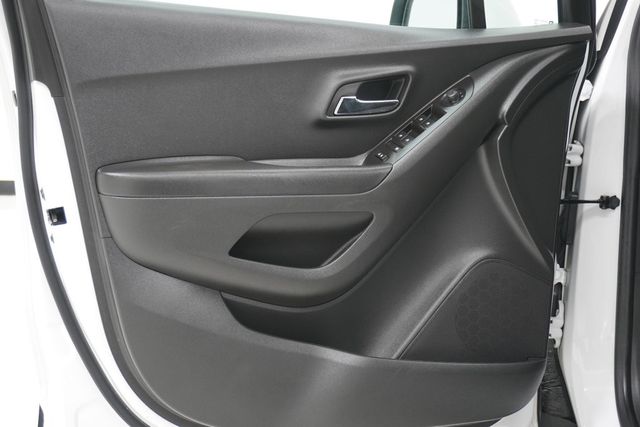 2022 Chevrolet Trax FWD 4dr LS - 22903566 - 11