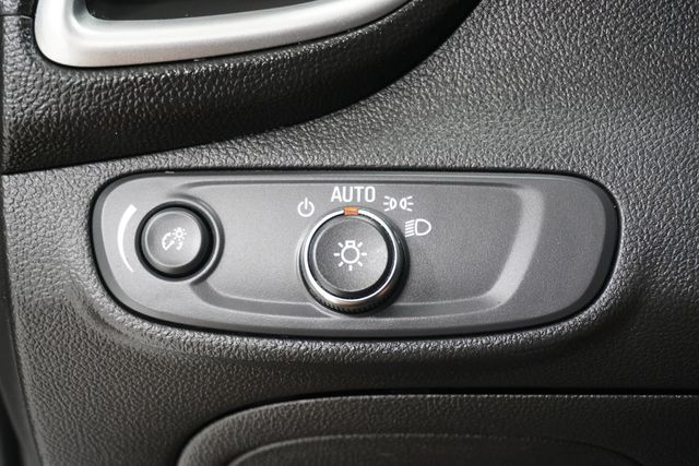 2022 Chevrolet Trax FWD 4dr LS - 22903566 - 21