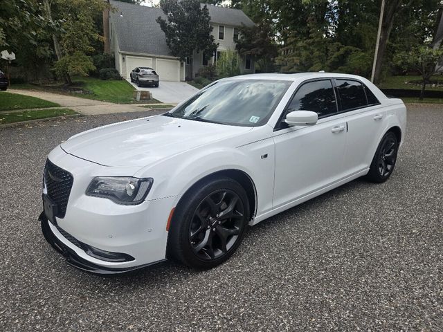 2022 Chrysler 300