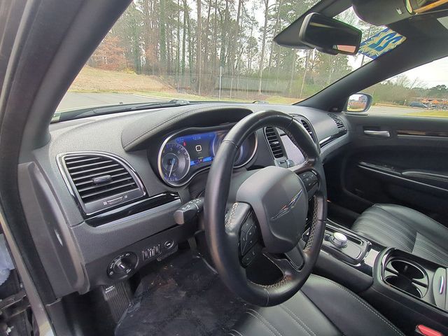 2022 Chrysler 300 300S RWD - 22803463 - 20