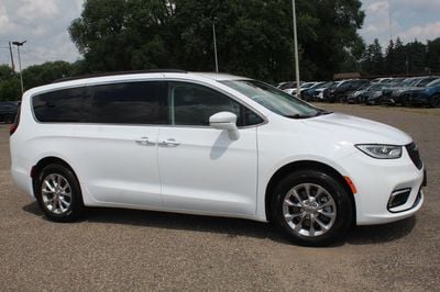2022 Chrysler Pacifica - 2C4RC3BG1NR161500