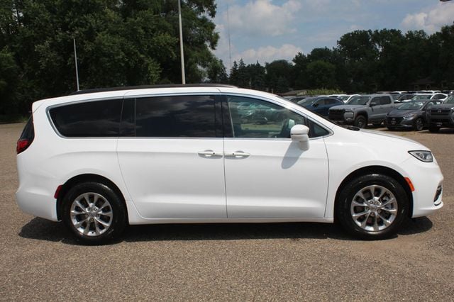 2022 Chrysler Pacifica ONE OWNER AWD TOURING L W/ LEATHER INTERIOR - 22891813 - 1