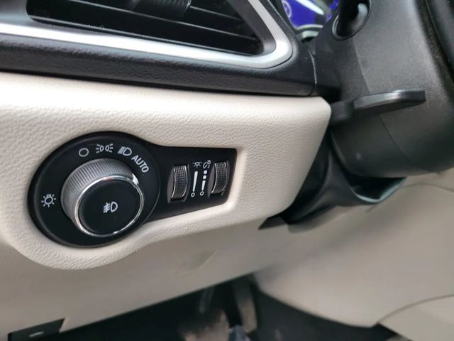 2022 Chrysler Pacifica Touring L Van 4D - 22924044 - 20