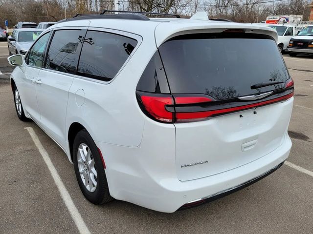 2022 Chrysler Pacifica Touring L Van 4D - 22924044 - 4