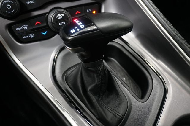 2022 Dodge Challenger GT RWD - 22800942 - 19