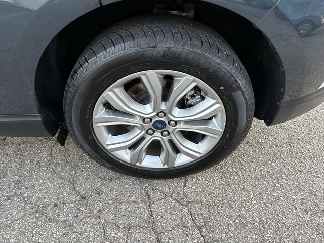 2022 Ford Edge Titanium AWD - 22788033 - 12