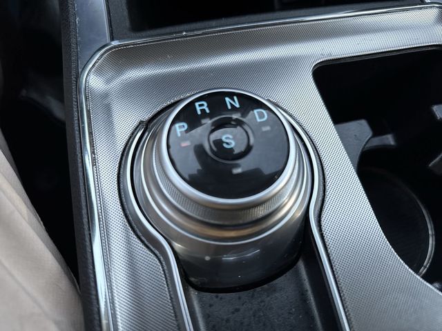 2022 Ford Edge Titanium AWD - 22788033 - 29
