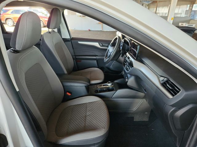 2022 Ford Escape SE AWD with Rear Parking Sensors - 22934680 - 11
