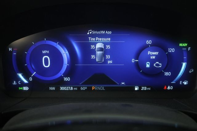 2022 Ford Escape Titanium Hybrid AWD - 22925184 - 12