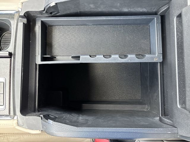 2022 Ford Expedition Platinum 4x4 - 22810364 - 27