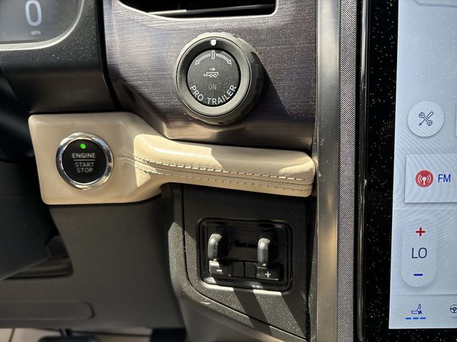 2022 Ford Expedition Platinum 4x4 - 22810364 - 31