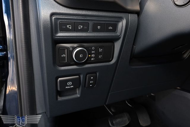 2022 Ford F-150 Raptor 4WD SuperCrew 5.5' Box - 22384477 - 39