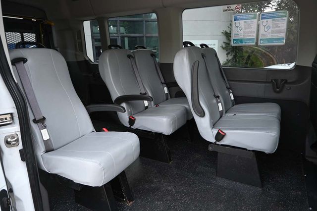 2022 Ford Transit Passenger Wagon T-350 148" Med Roof XL AWD - 22860429 - 17