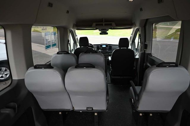2022 Ford Transit Passenger Wagon T-350 148" Med Roof XL AWD - 22860429 - 23